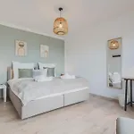 Rentaflat Hamburg 01 Am Bahnhof Apartman Norderstedt