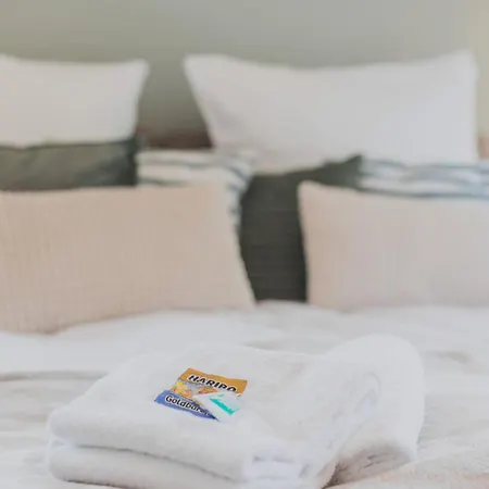 Rentaflat Hamburg 01 Am Bahnhof Lägenhet