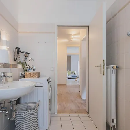 Rentaflat Hamburg 01 Am Bahnhof 아파트 노르더슈테트